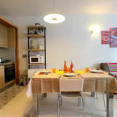 Apartment Bilocale Marea Con Vista Mare