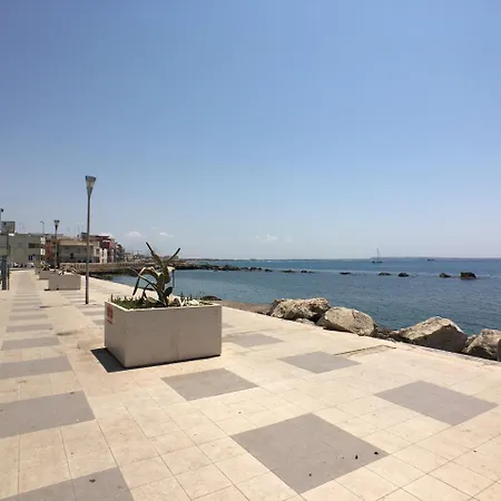 Apartment Bilocale Marea Con Vista Mare